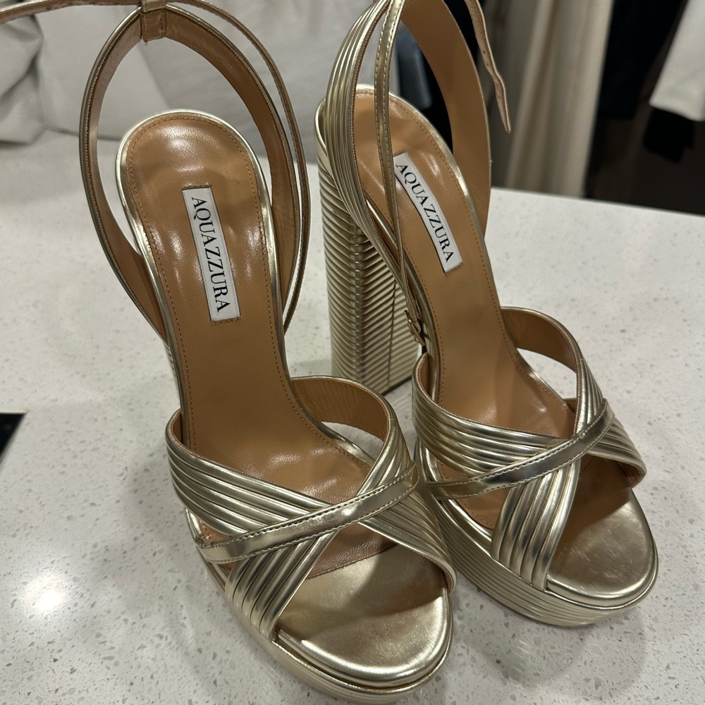 Aquazurra Sundance sandal PERFECT condition only worn once!  140 mm